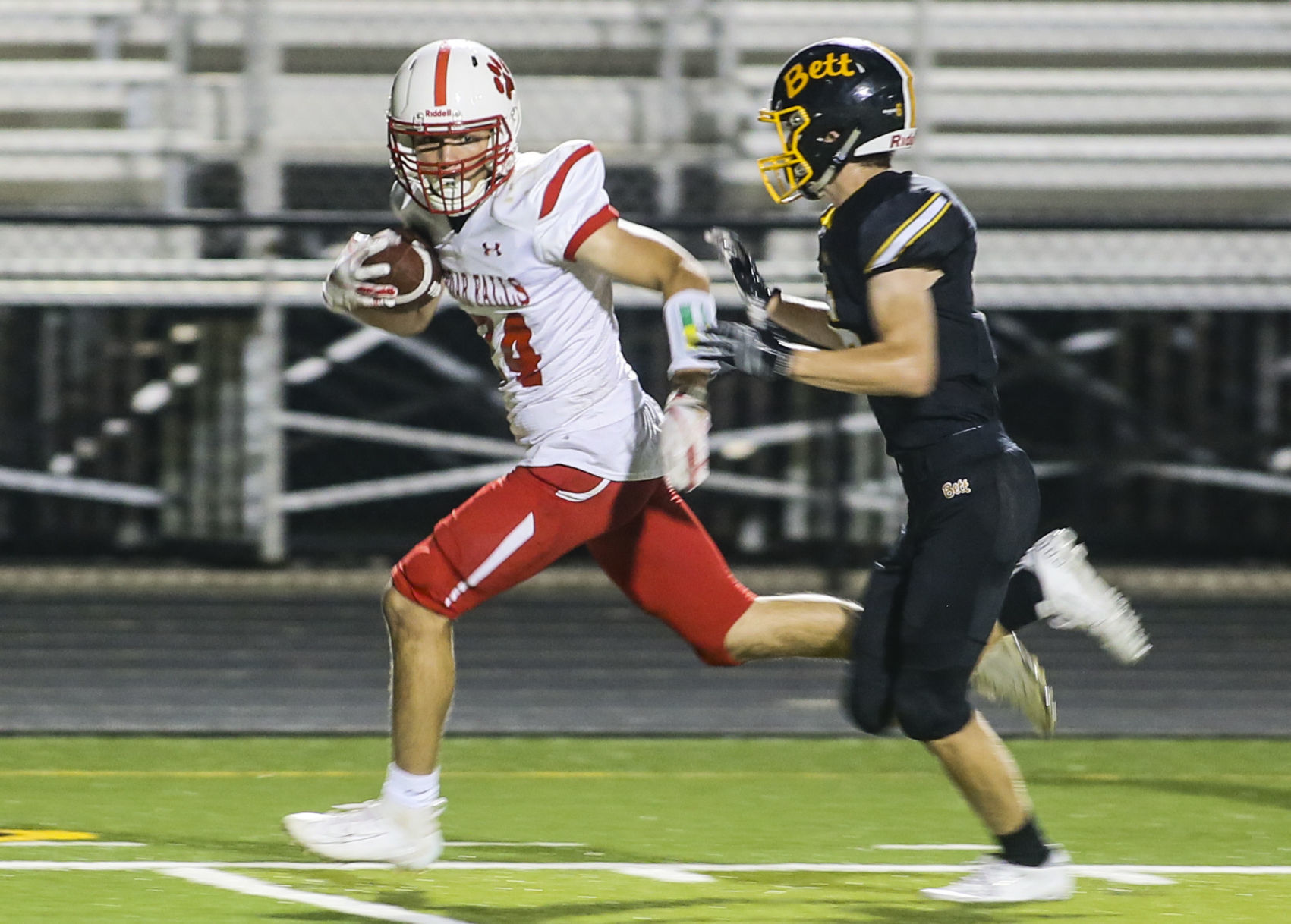 cf-bettendorf-hutchins 092019